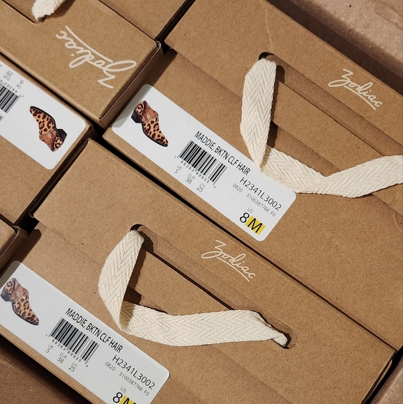 ZODIAC- Calf hair - Maddie Leopard BlkTan Booties - Size 8 - Picture 2 of 6